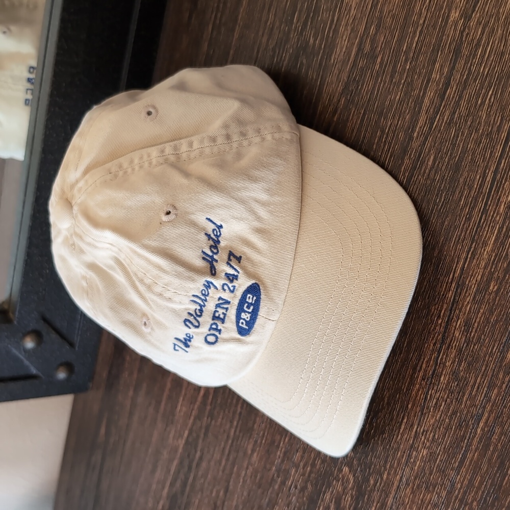 p&co Ecru Valley Hotel 6 Panel Cap